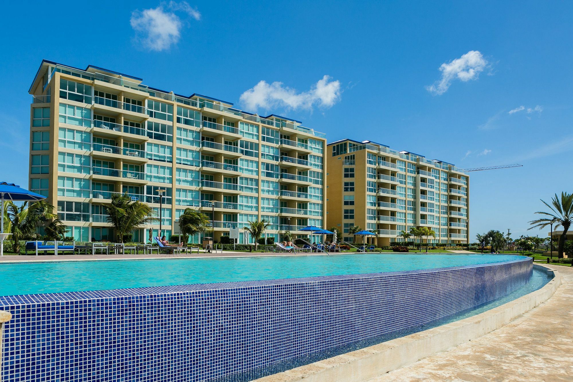 Blue Residences Палм Бийч Екстериор снимка